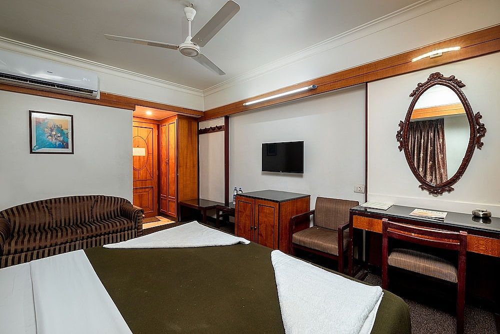 Balwas International Standard Double Room, Smoking 4