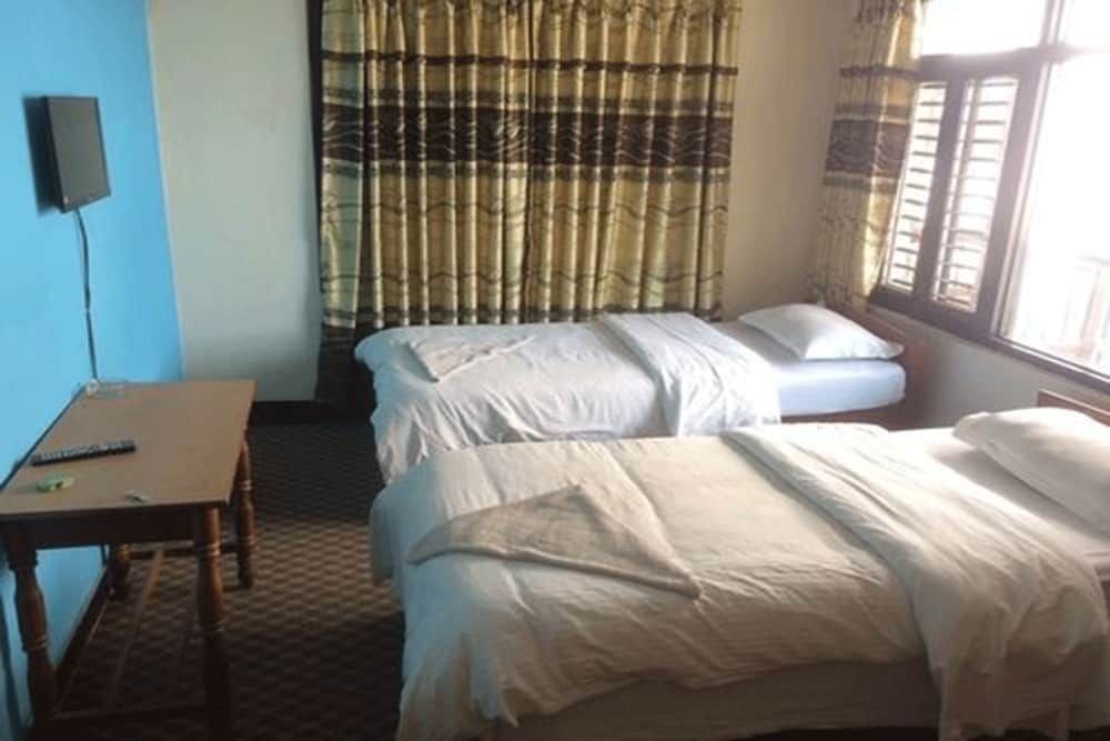 Holyland Guest House Standard Double or Twin Room, Private Bathroom 8