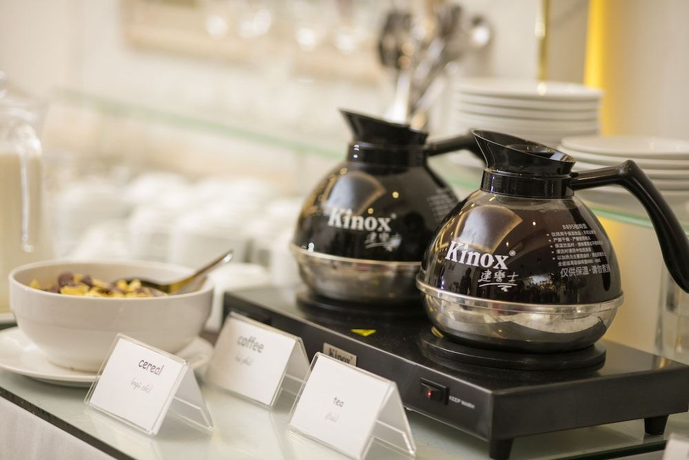 undefined Bonne Nuit Hotel 6