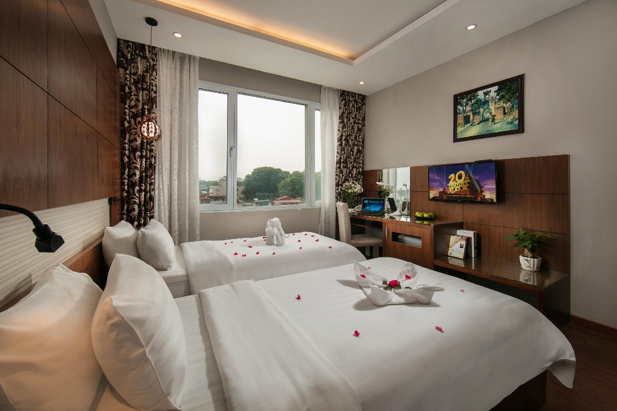 Deluxe Double Or Twin City View