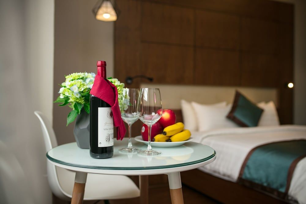 undefined Bonne Nuit Hotel 10