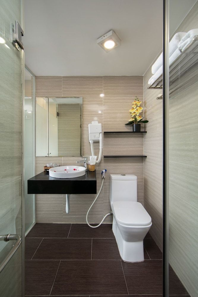 undefined Bonne Nuit Hotel 6