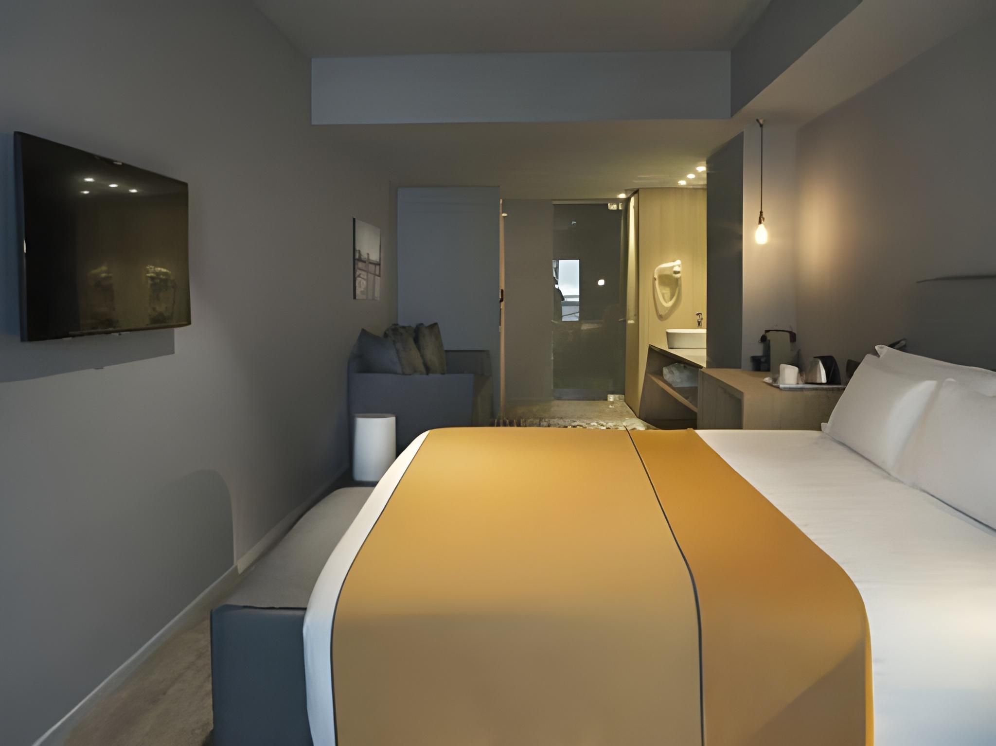 Single Room with Terrace