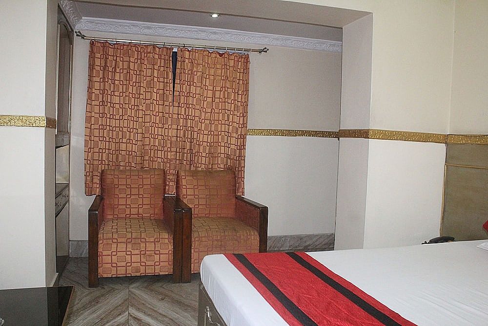 Hotel Heera Deluxe Room 9