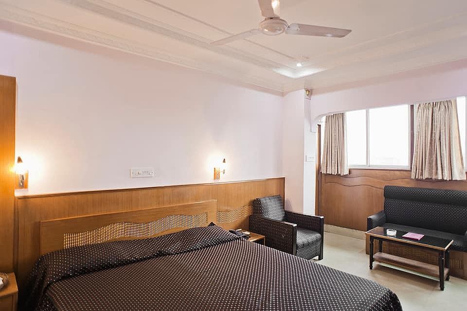Hotel Heera Deluxe Room 6