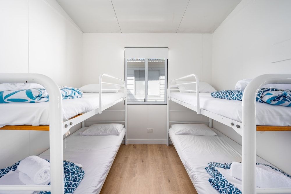 Koala Shores Port Stephens Holiday Park Water View Lodge