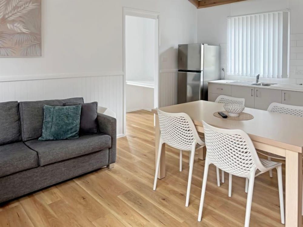 Koala Shores Port Stephens Holiday Park Superior Villa 4