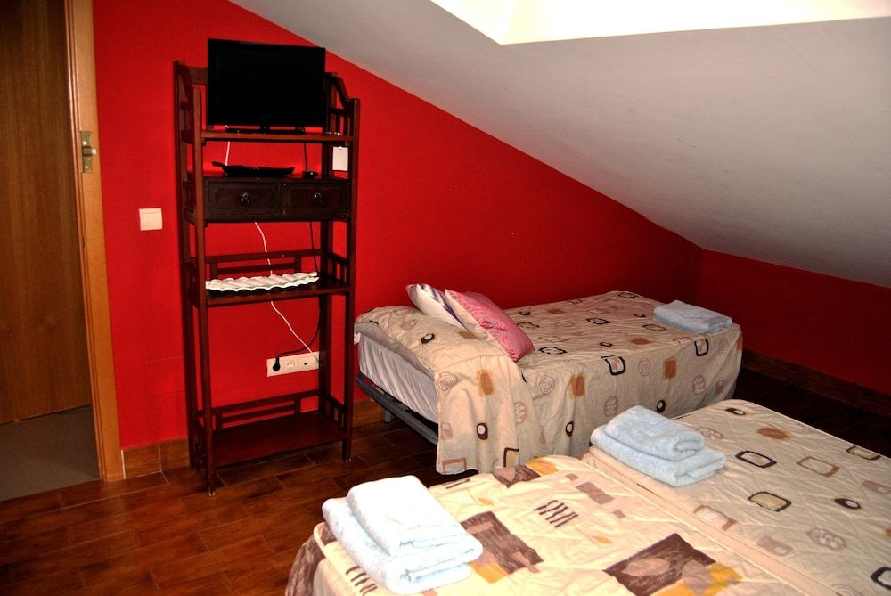 ApartaHotel CollaRubio Deluxe Duplex, 3 Bedrooms, Mountainside 6