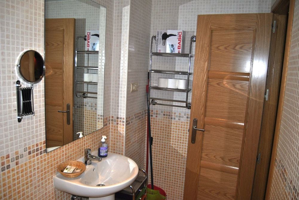 ApartaHotel CollaRubio Deluxe Duplex, 3 Bedrooms, Mountainside 16