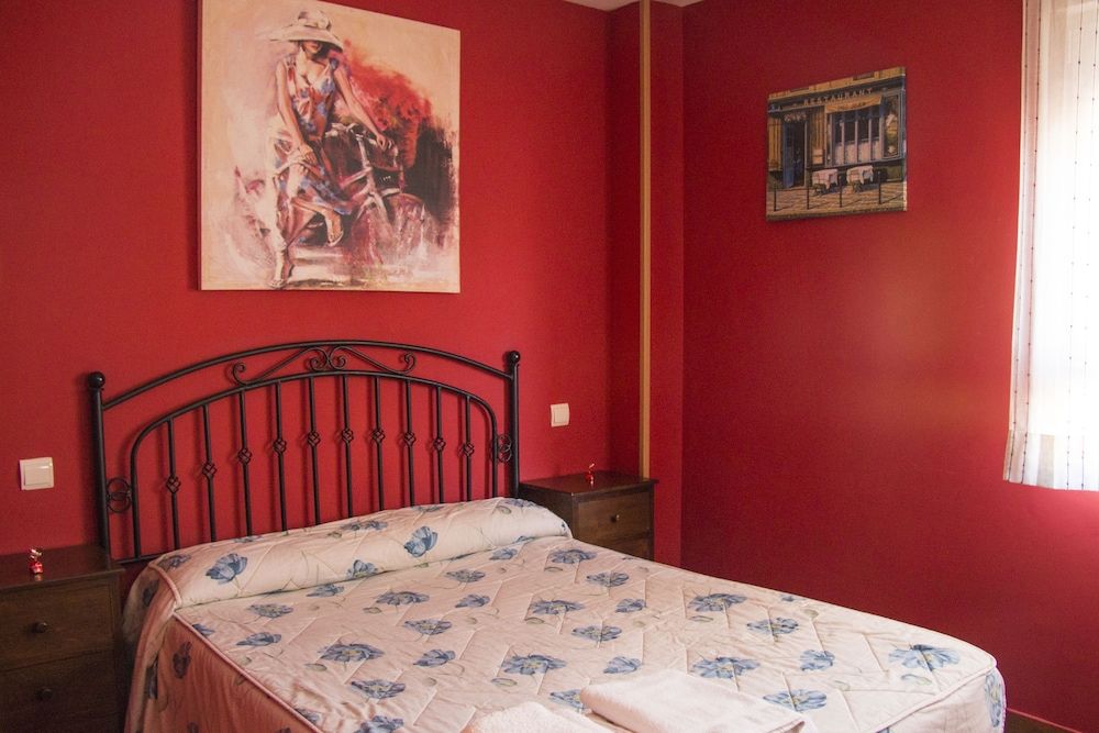 ApartaHotel CollaRubio Deluxe Duplex, 3 Bedrooms, Mountainside