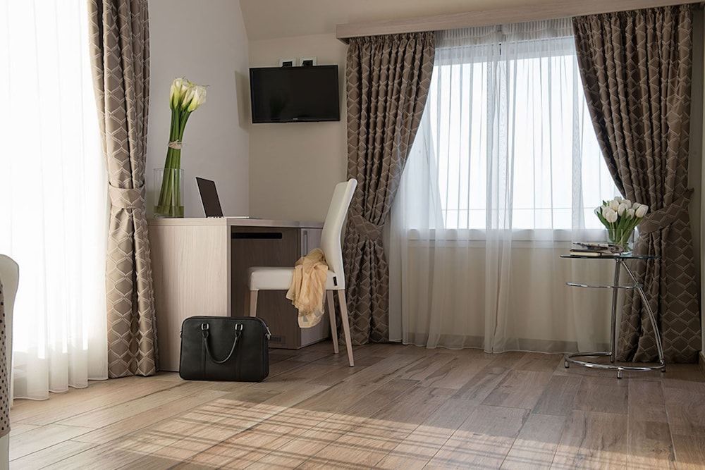 Expo Hotel Milan Single Room 3