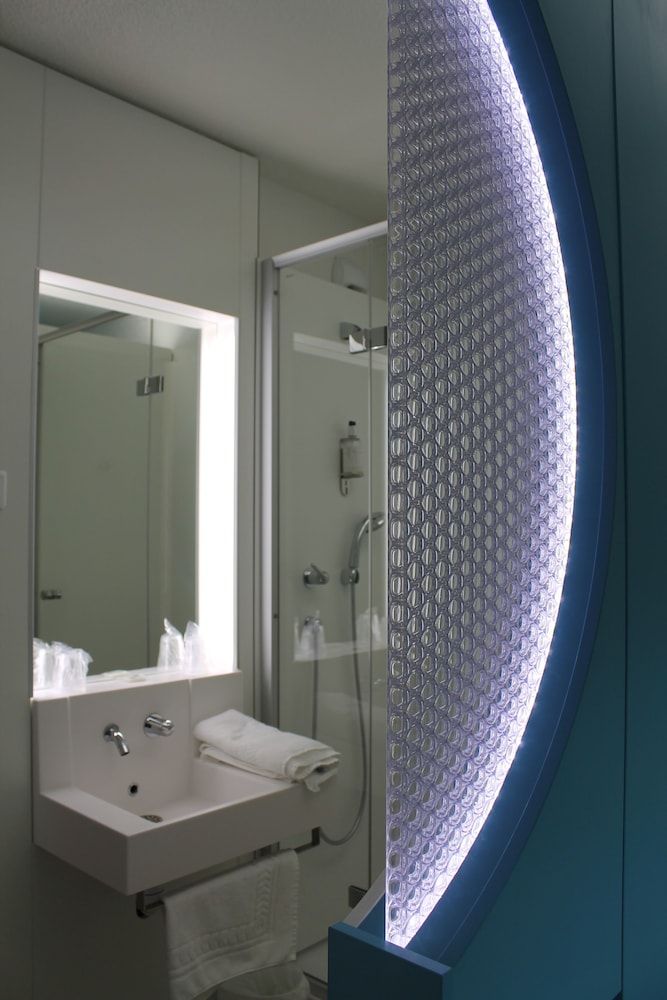 First Inn Hotel Les Ulis Double Room 6