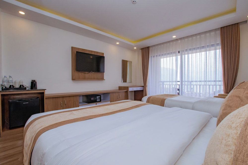 Hotel Pokhara Village & SPA Suite Room with Steam and Jacuzzi 3