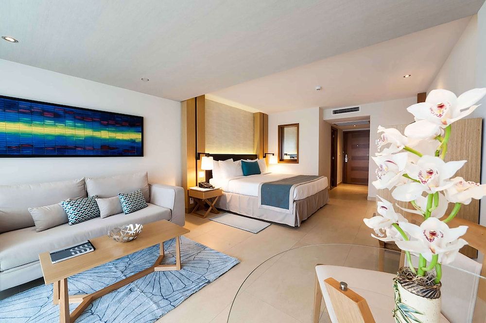 Suite, 1 King Bed, Ocean View (Junior Suite King)