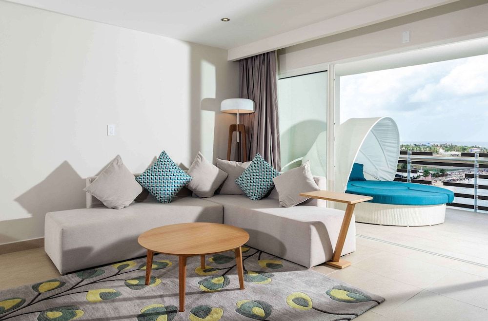 Suite, 1 King Bed, Ocean View (Roof Top Butler Suite)