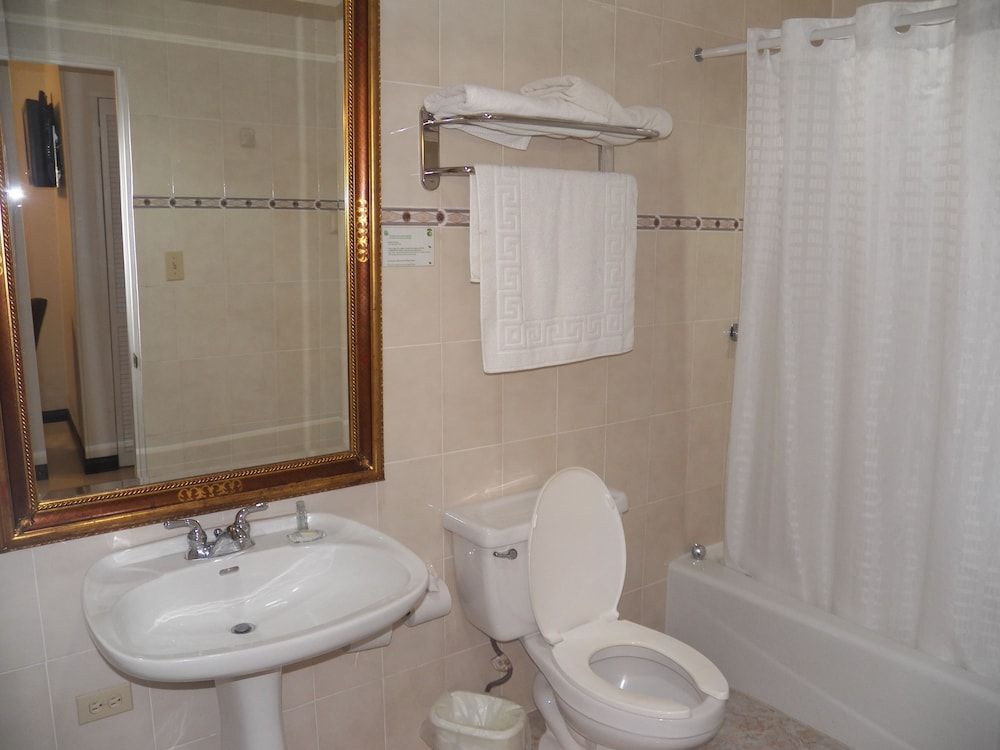 Best Western Hotel Plaza Matamoros Standard Room, 2 Double Beds, Non Smoking 8
