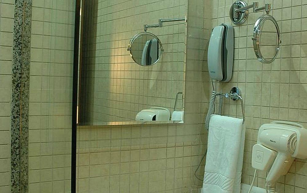 FabHotel Shubhangan Deluxe Room 21