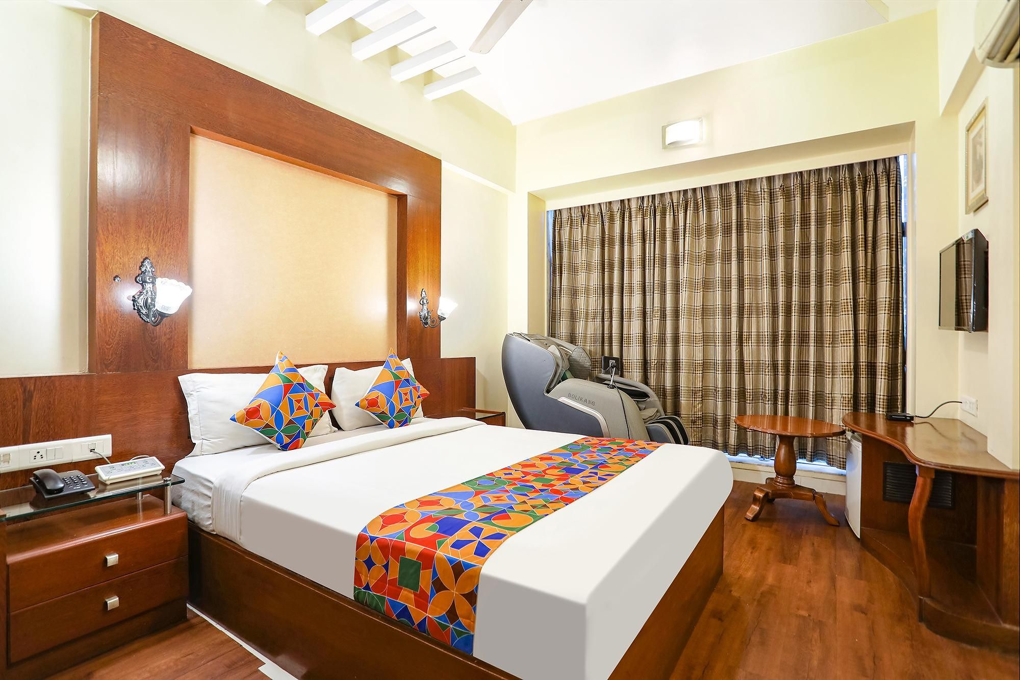 FabHotel Shubhangan Deluxe Room