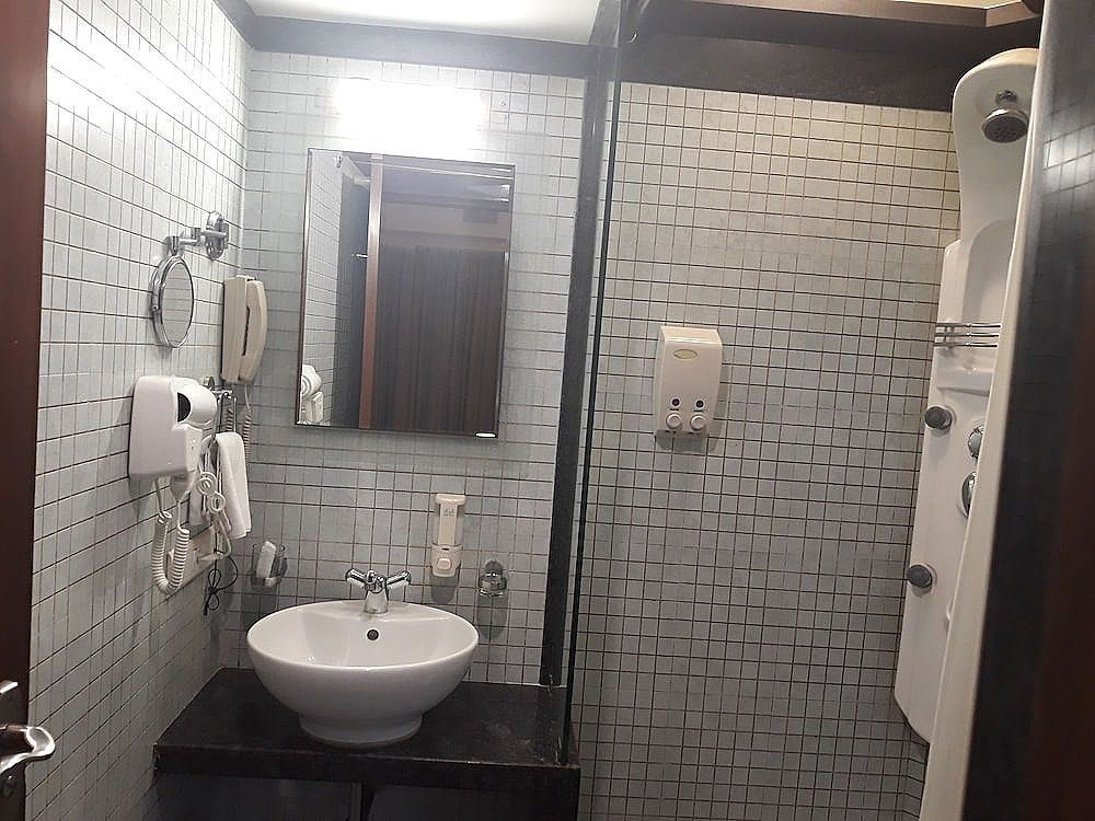 FabHotel Shubhangan Deluxe Room 18