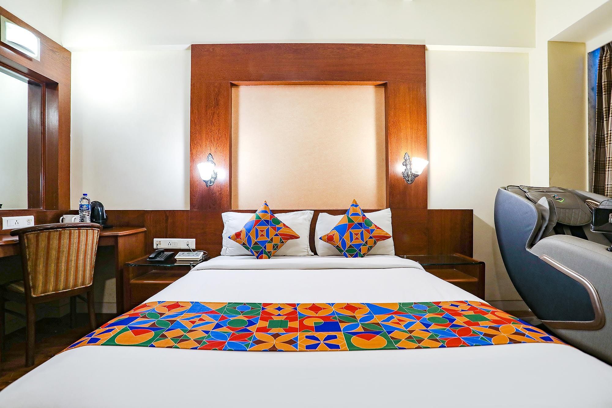 FabHotel Shubhangan Deluxe Room 13