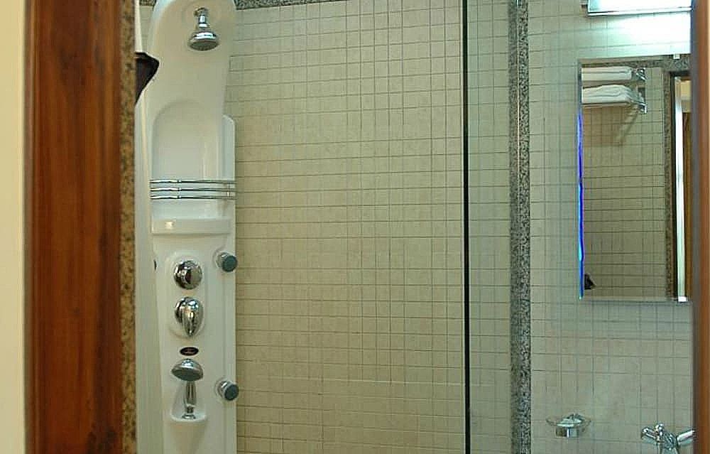 FabHotel Shubhangan Deluxe Room 16