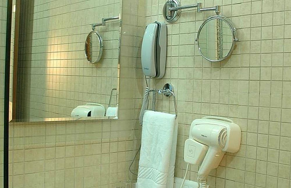 FabHotel Shubhangan Deluxe Room 19