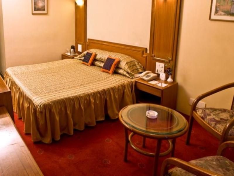 Hotel Midtown Pritam