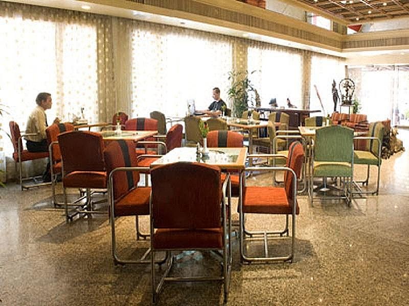 Hotel Midtown Pritam