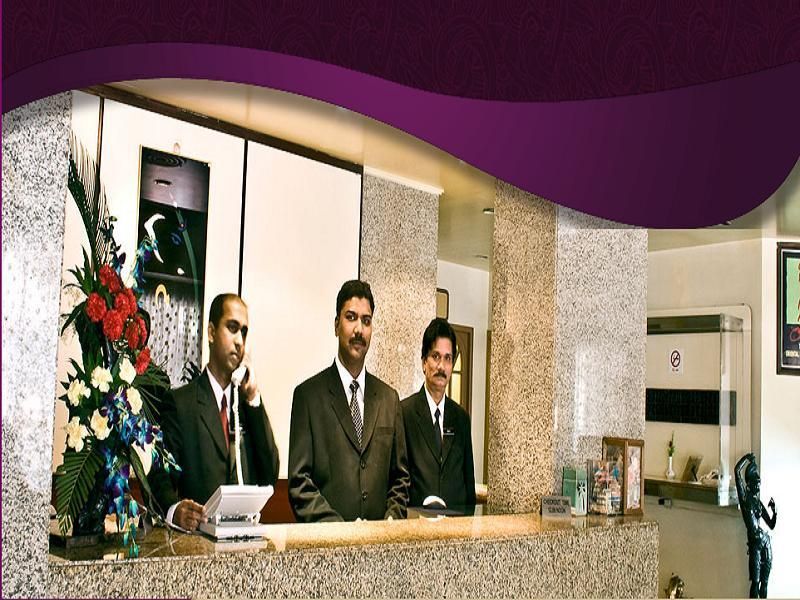 Hotel Midtown Pritam