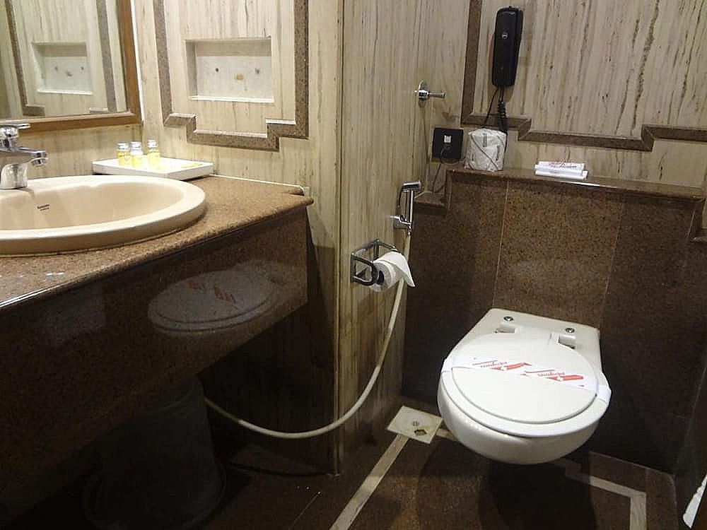 Hotel Midtown Pritam
