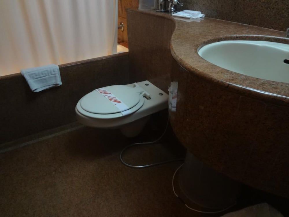 Hotel Midtown Pritam