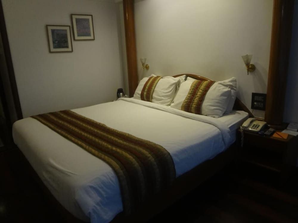 Hotel Midtown Pritam