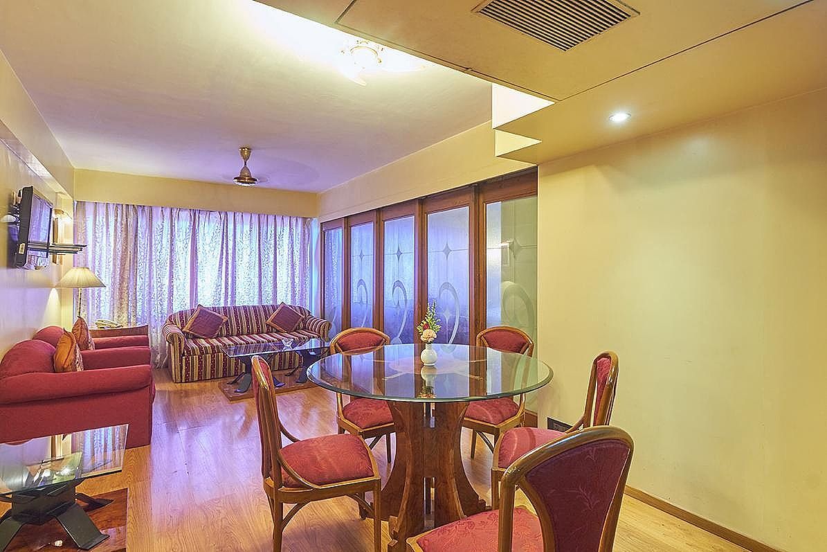 Hotel Midtown Pritam