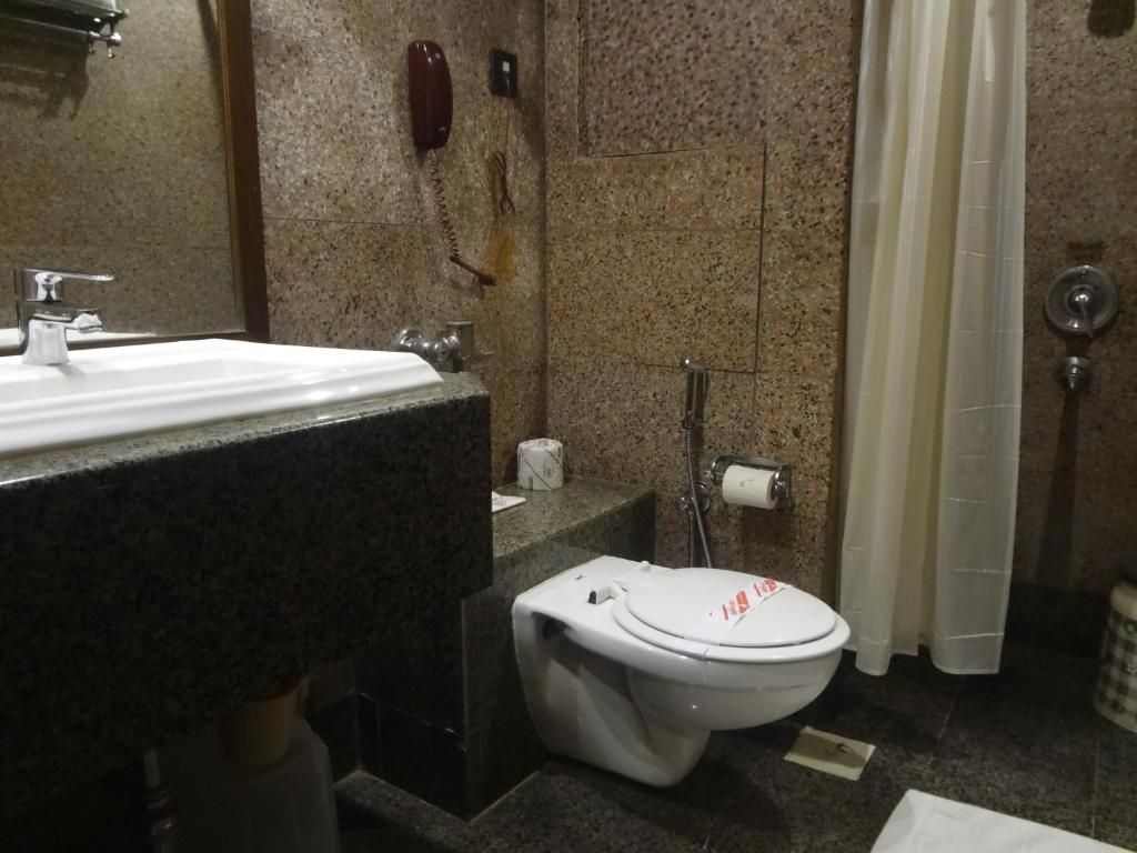Hotel Midtown Pritam