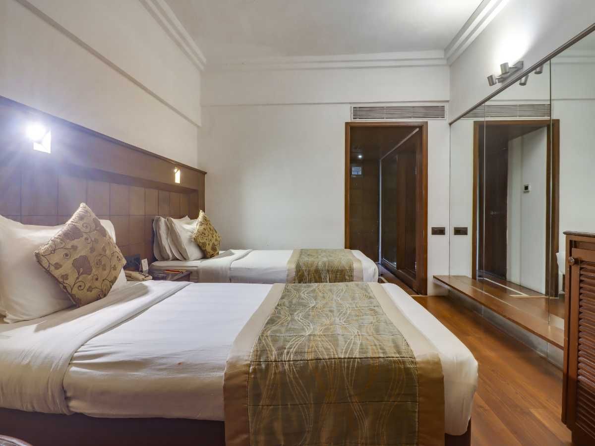 Hotel Midtown Pritam