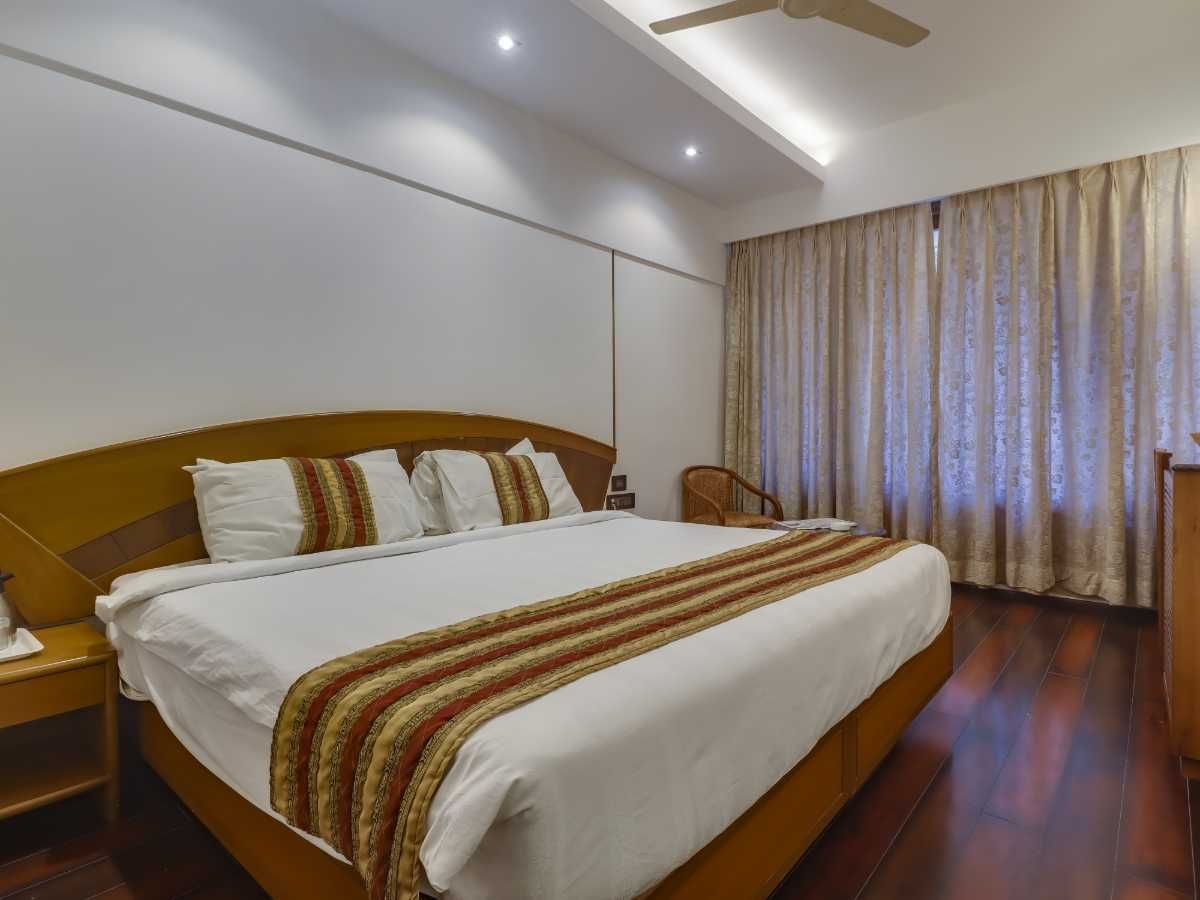 Hotel Midtown Pritam