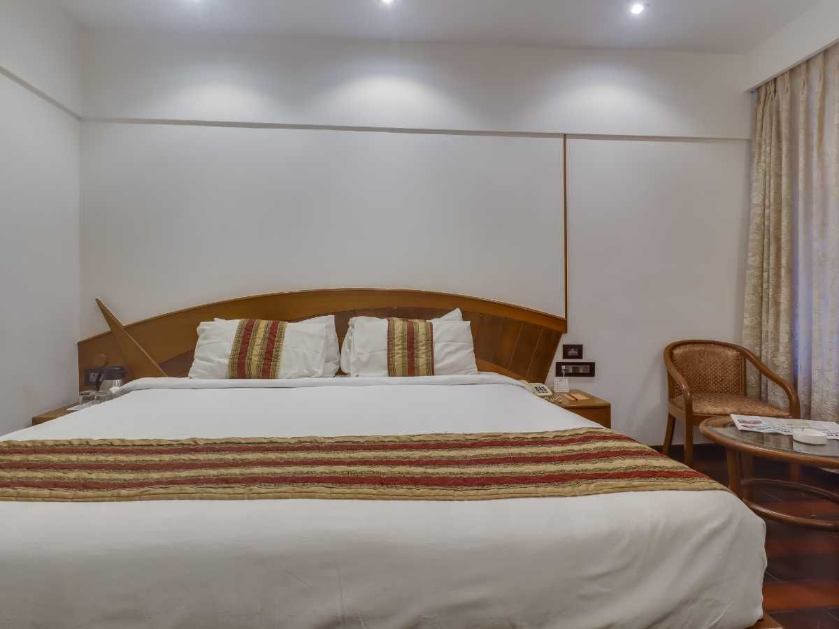 Hotel Midtown Pritam