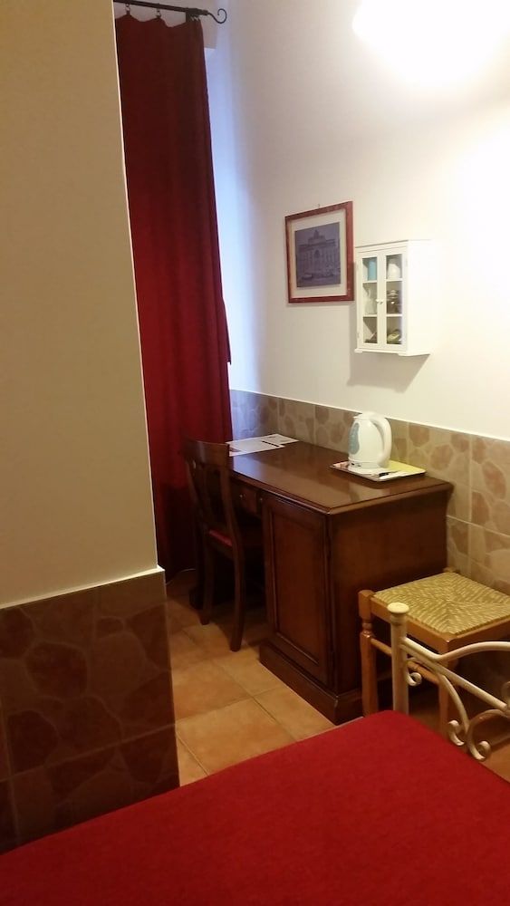 Vecchia Roma Resort Single Room 12