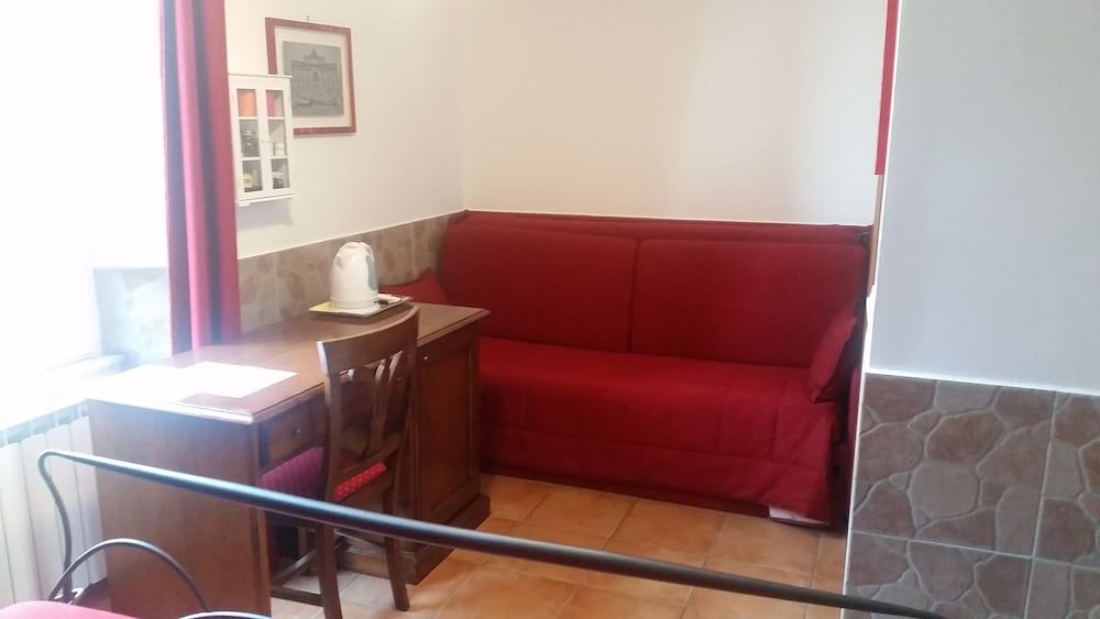 Vecchia Roma Resort Triple Room 14