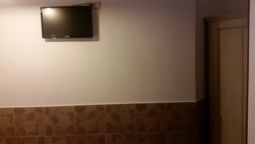 Vecchia Roma Resort Single Room 7