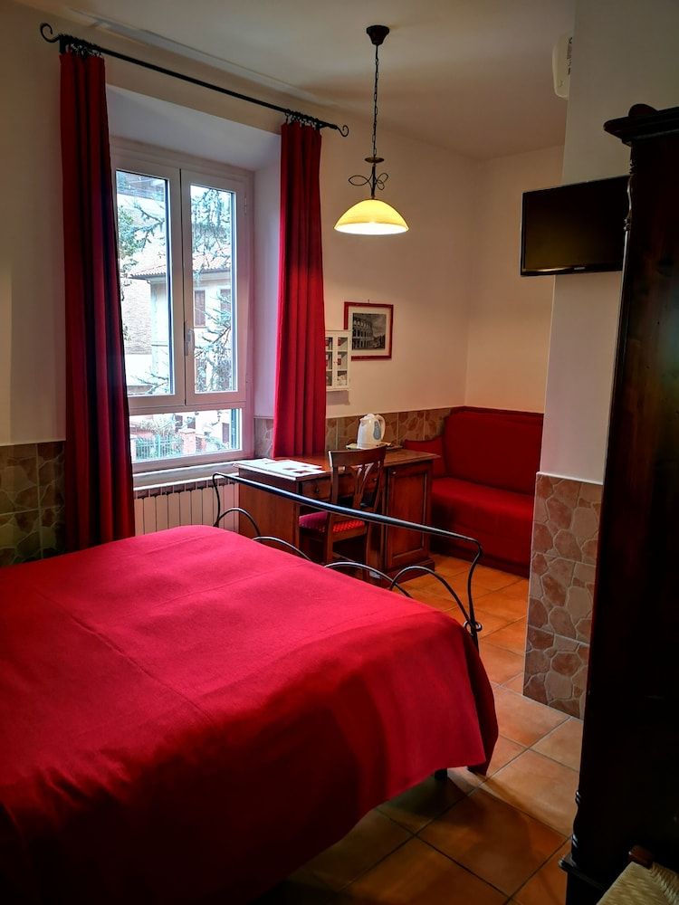 Vecchia Roma Resort Triple Room 18