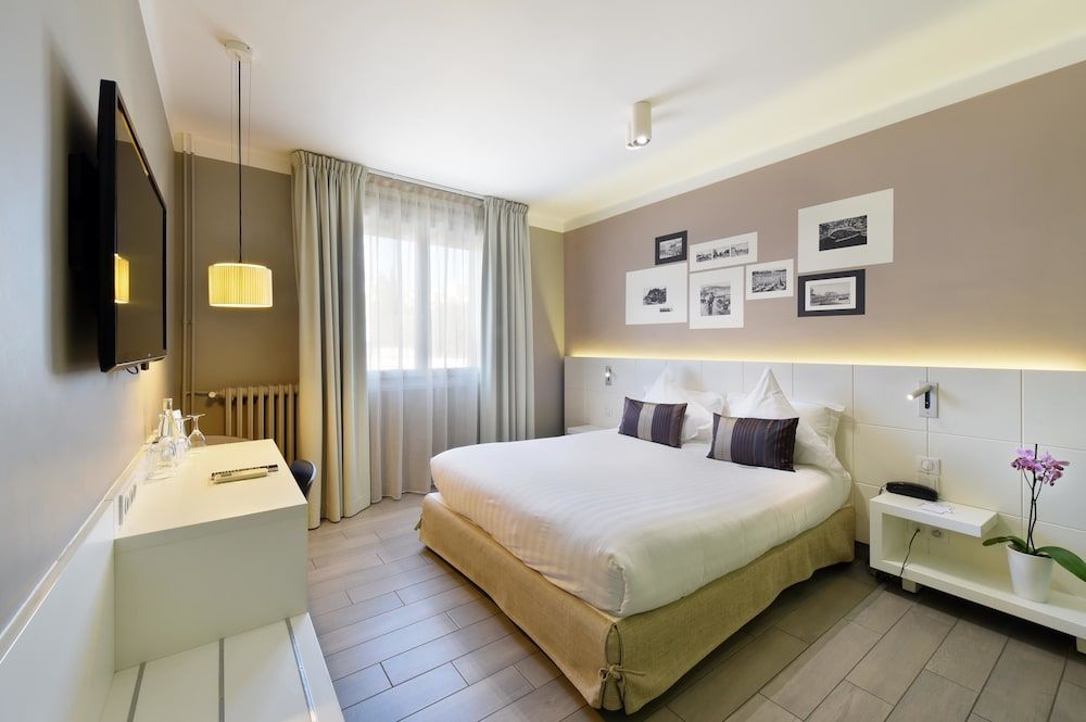 Comfort Room, 1 Queen Bed, Non Smoking