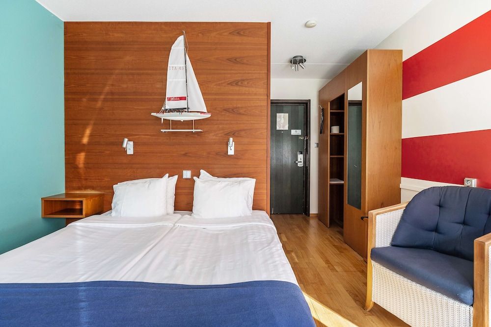 Best Western Hotel Norra Vattern Superior Room, 1 Queen Bed, Non Smoking, Lake View