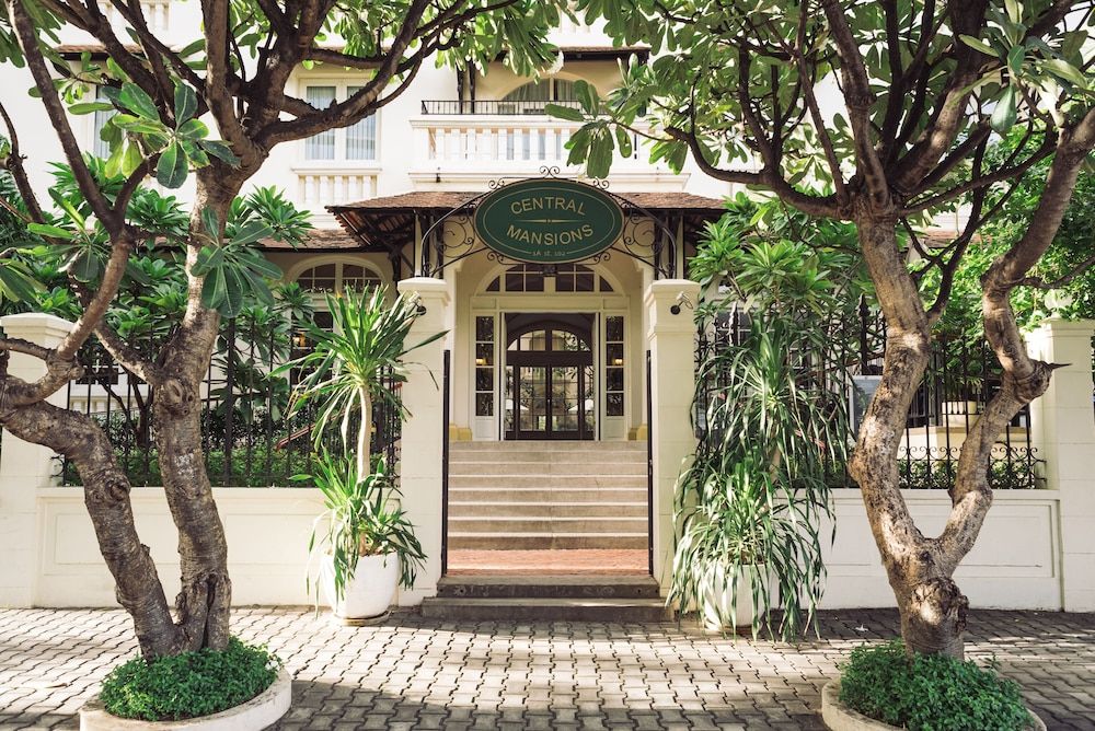 undefined Central Mansions 6