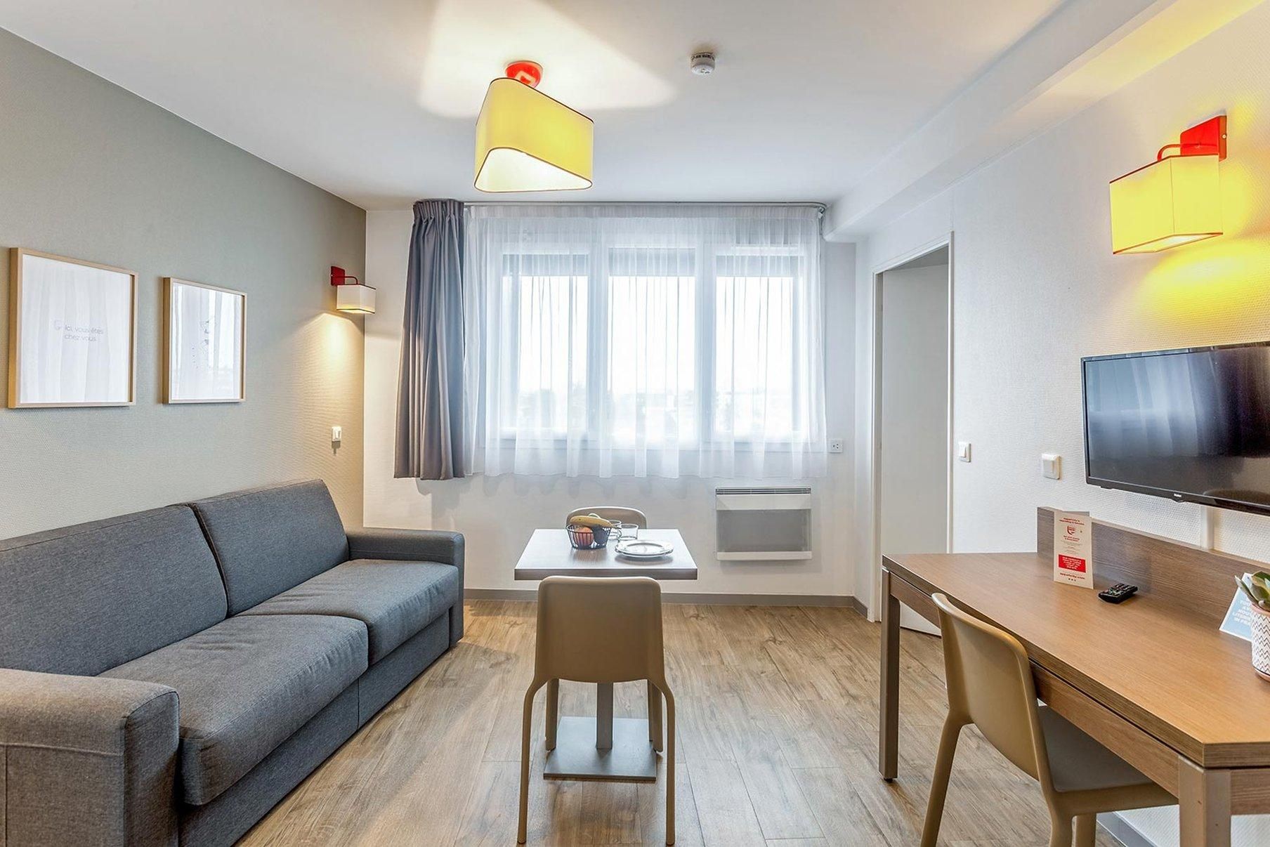 1 Bedroom Apartment
