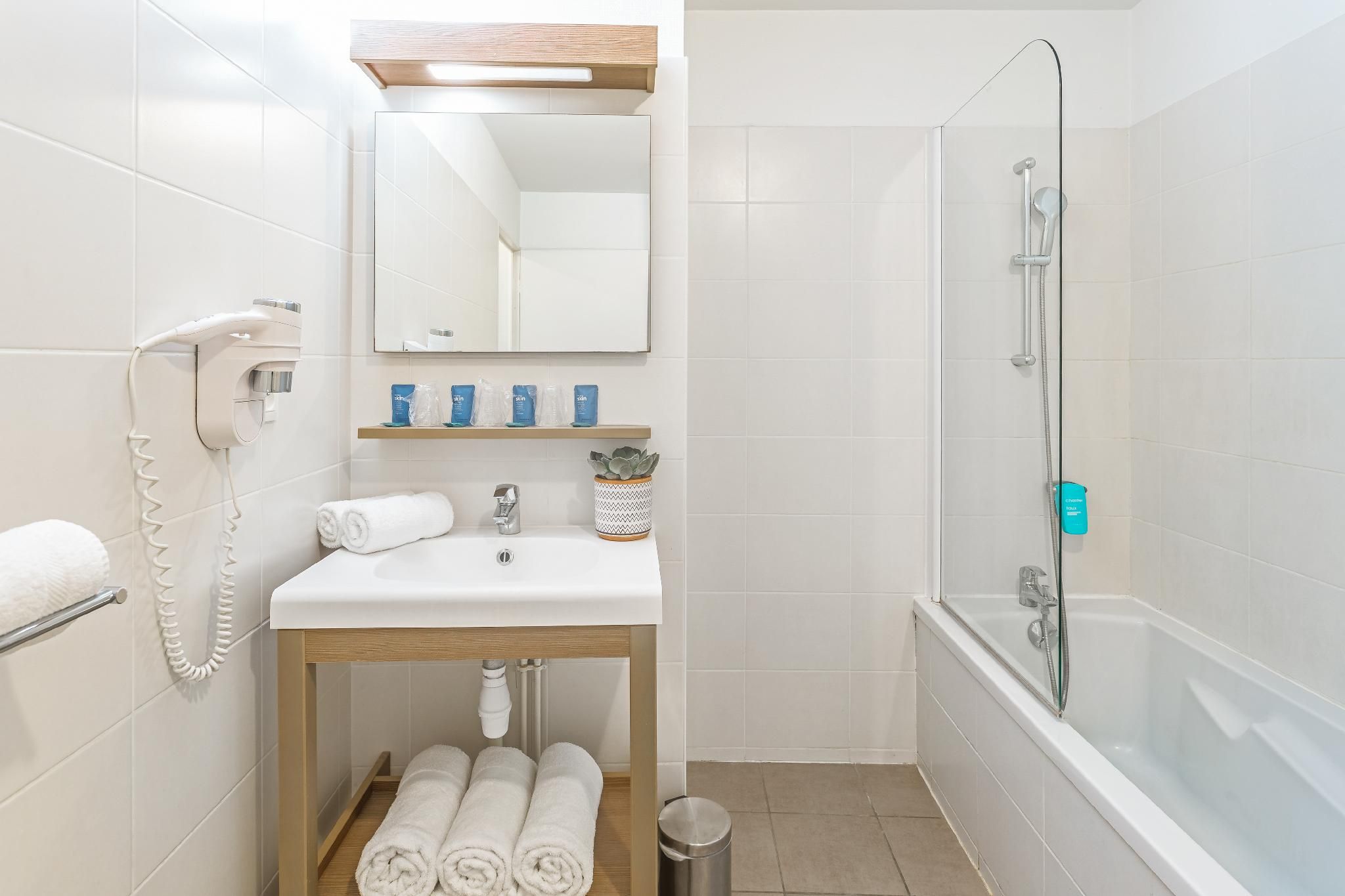 2-Bedroom Apartment
