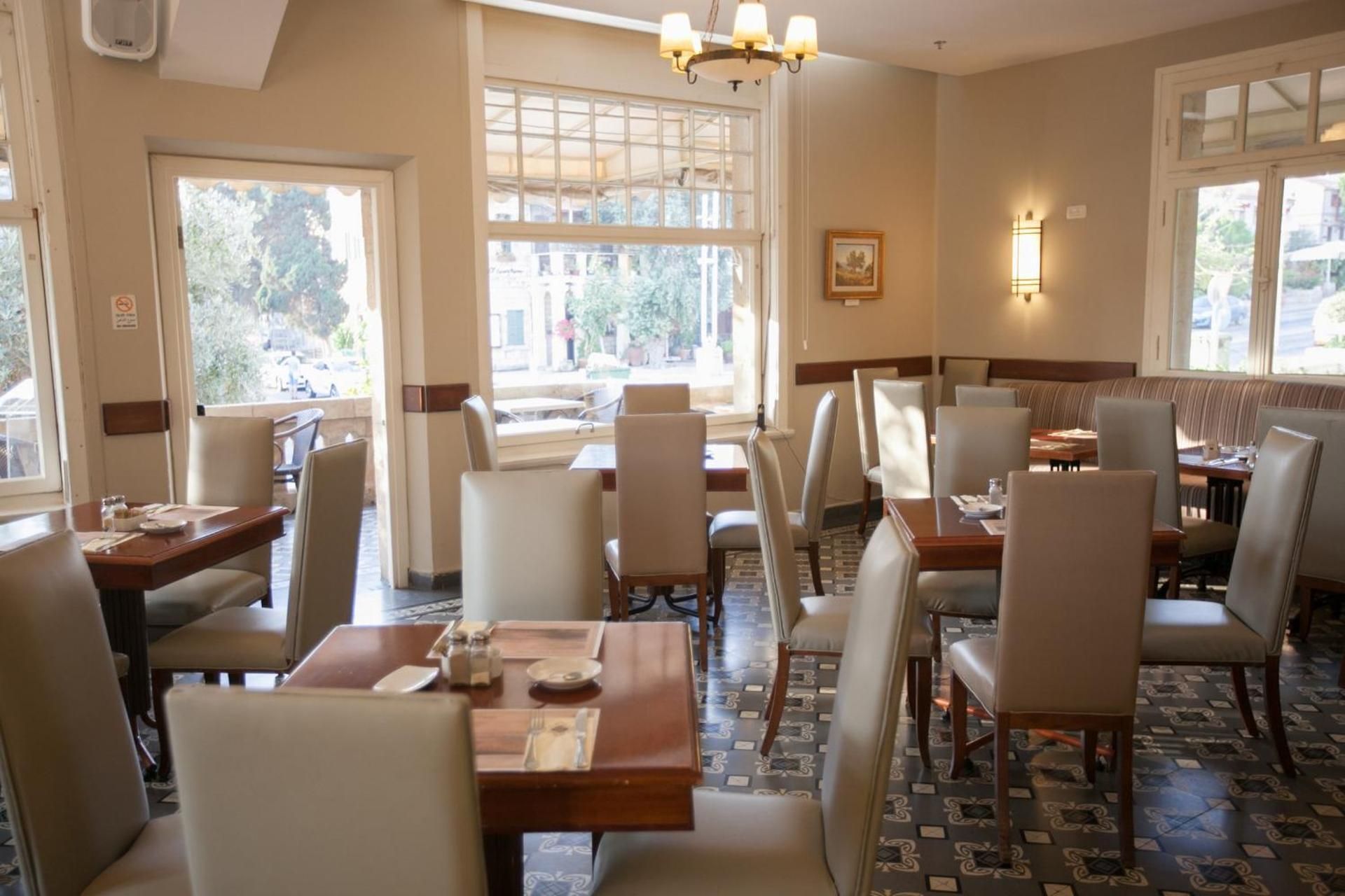 undefined The Colony Hotel 8