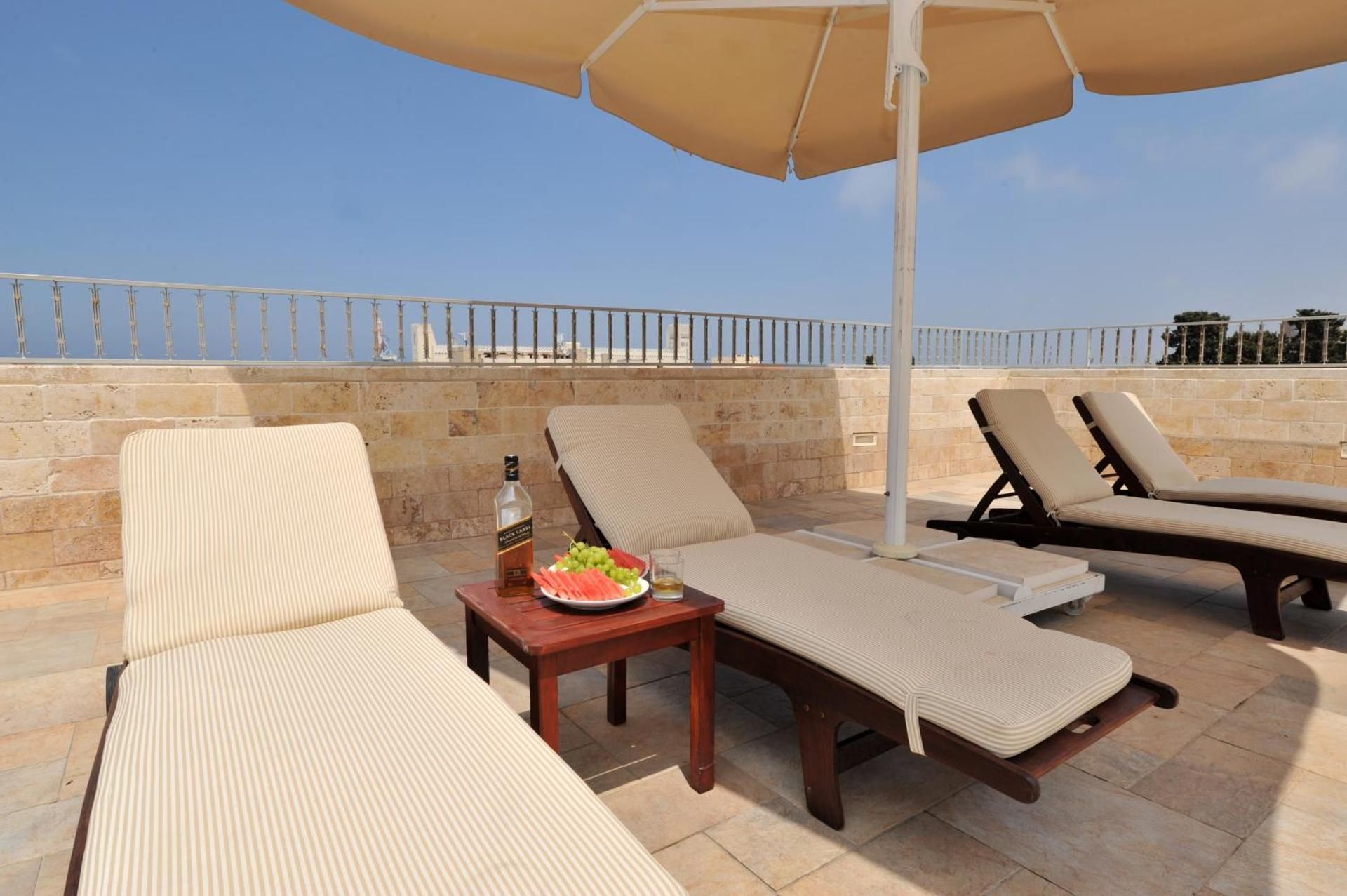 undefined The Colony Hotel 7