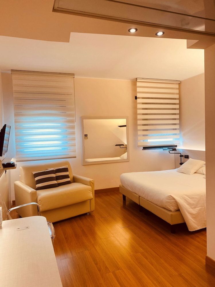 Best Western Hotel Solaf Superior Room, 1 King Bed 2