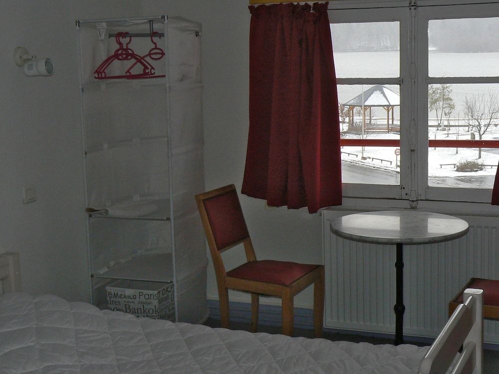 Equipped Comfort Room with Lake View